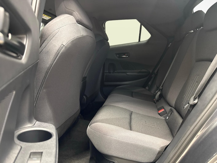 Vehicle image TOYOTA C-HR