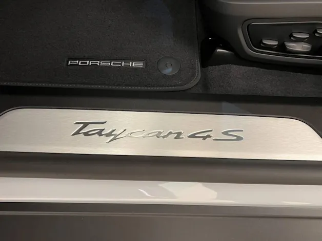 Porsche Taycan 4S Sport Turismo