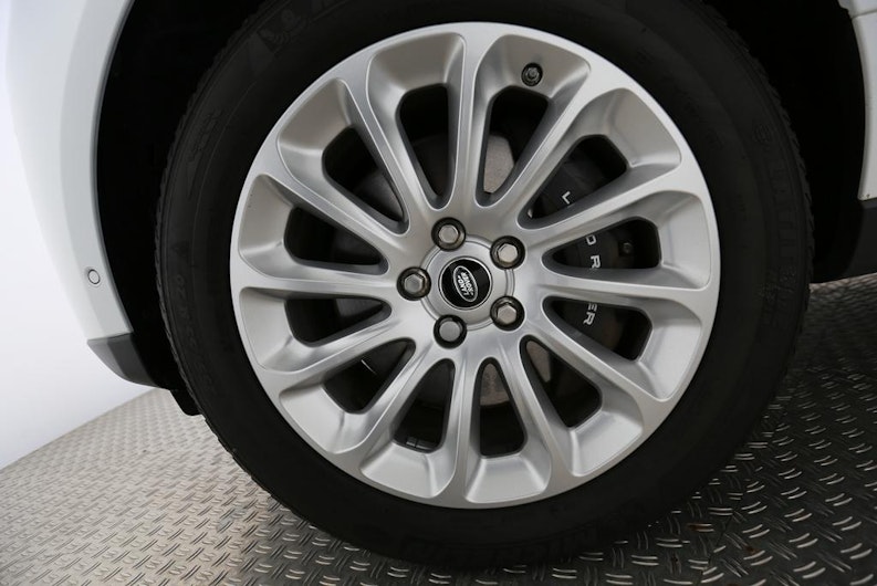 Vehicle image LAND ROVER RANGE ROVER