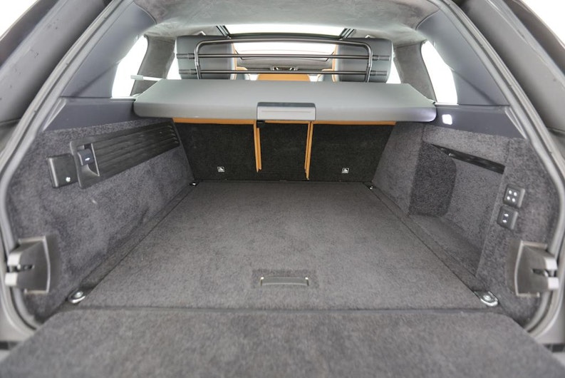 Vehicle image LAND ROVER RANGE ROVER