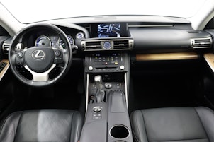 Vehicle image LEXUS IS 300h Excellence