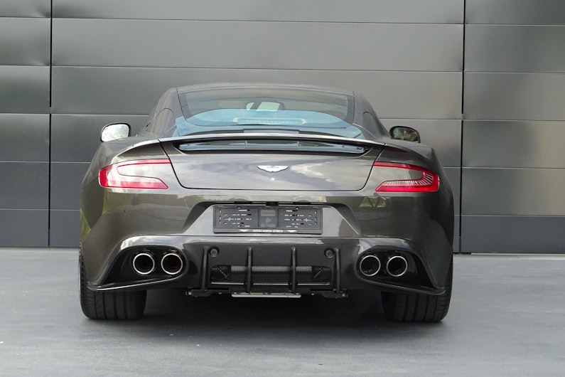 Vehicle image ASTON MARTIN V12 Vanquish