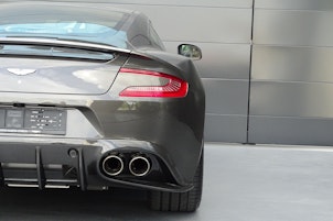 Vehicle image ASTON MARTIN Vanquish S 6.0 V12