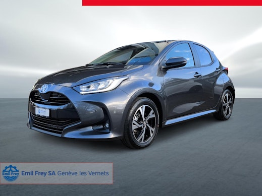 TOYOTA Yaris 1.5 VVT-i HSD Trend 0 TOYOTA Yaris 1.5 VVT-i HSD Trend 0