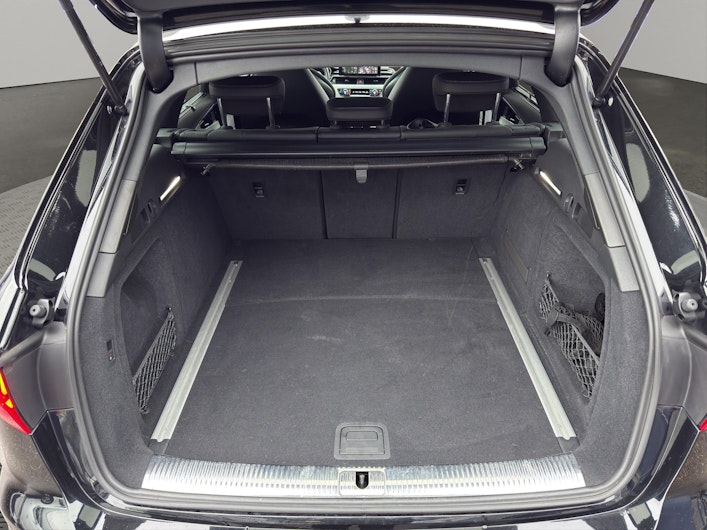 Vehicle image AUDI A4