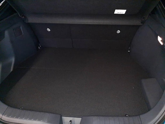 Vehicle image 7 Vehicle image 7