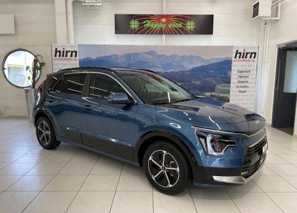 First vehicle image First vehicle image