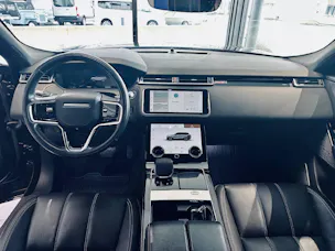 Land Rover Range Rover Velar P400 SE