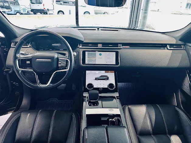 Land Rover Range Rover Velar P400 SE