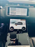 Land Rover Range Rover Velar P400 SE