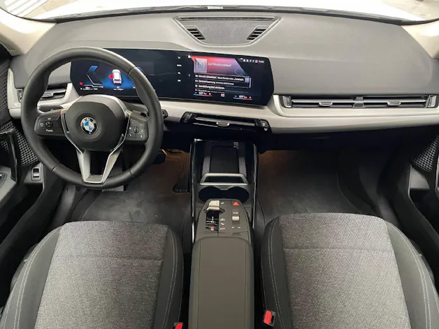 BMW X1 20d xDrive CH-Fahrzeug