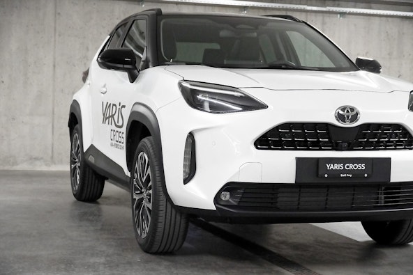 Vehicle image 9