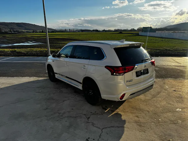 Mitsubishi Outlander 2.4 PHEV Value Diamond+