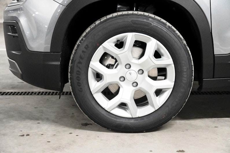 Vehicle image JEEP AVENGER