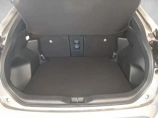 Toyota Yaris Cross 1.5 VVT-i HSD Trend AWD-i