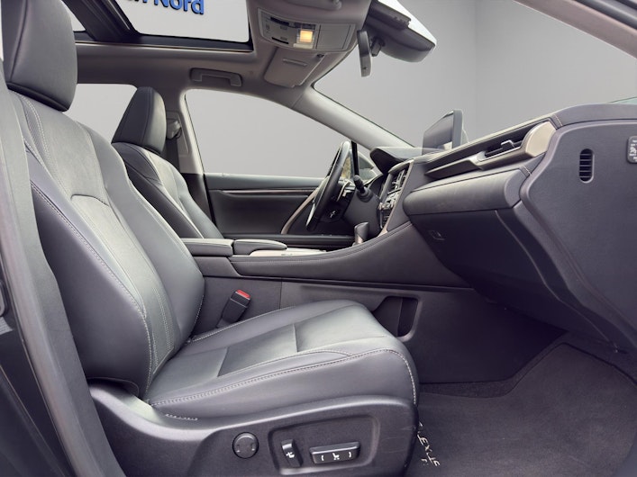 Vehicle image LEXUS RX