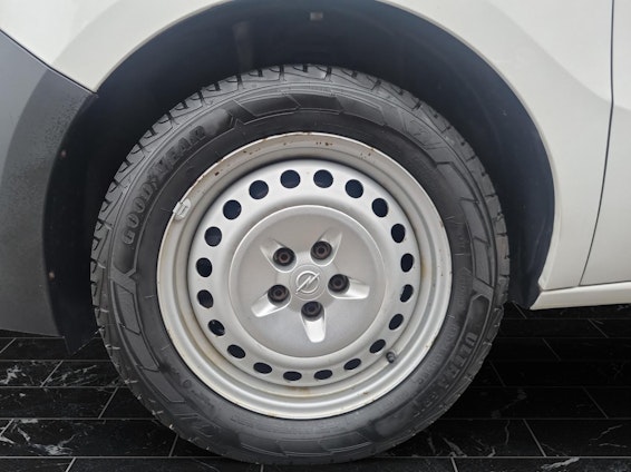 Vehicle image 10 Vehicle image 10