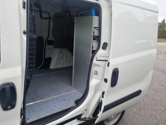 Vehicle image 7 Vehicle image 7