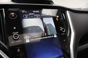 Vehicle image SUBARU Outback 2.5i 30th Anniversary Edition