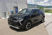 First vehicle image