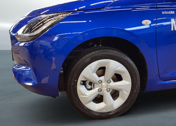 Vehicle image 16 Vehicle image 16