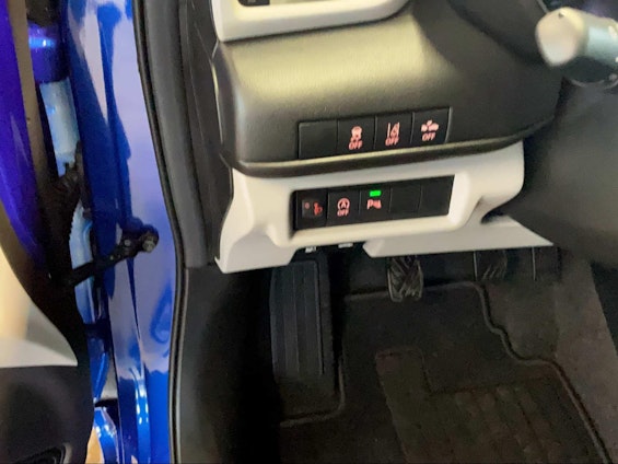 Vehicle image 10 Vehicle image 10