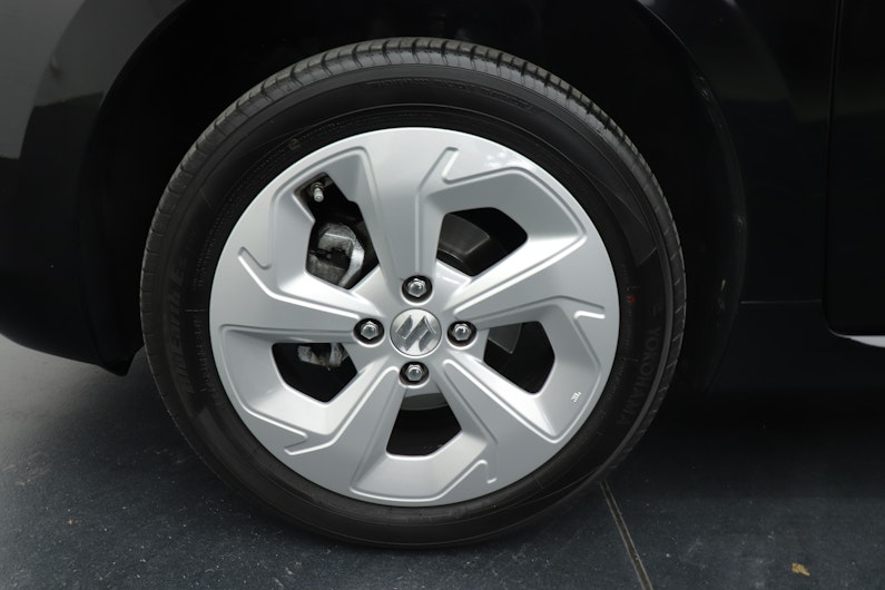 Vehicle image SUZUKI SWIFT