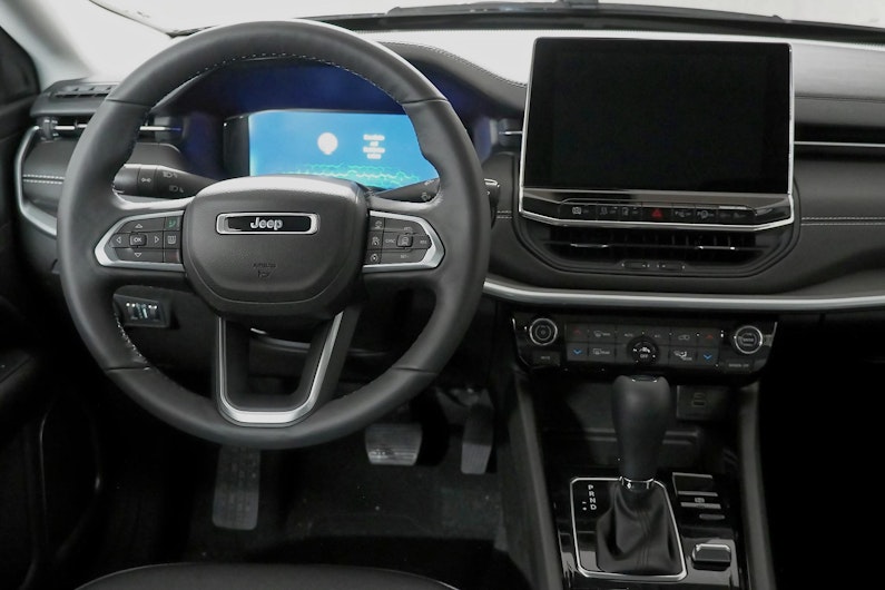 Vehicle image JEEP COMPASS