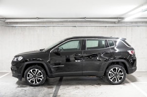 Vehicle image JEEP Compass 1.3 Swiss Altitude 4xe / Leasing 0.00 % !