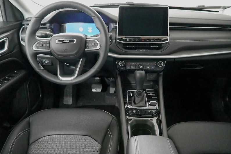 Vehicle image JEEP COMPASS