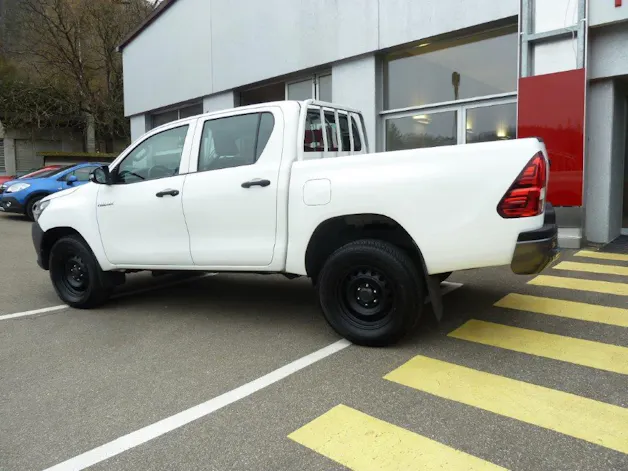 Toyota Hilux Double Cab.-Pick-up 2.4 D-4D 150 Luna