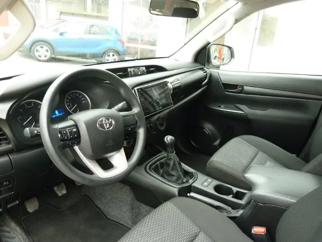 Toyota Hilux Double Cab.-Pick-up 2.4 D-4D 150 Luna