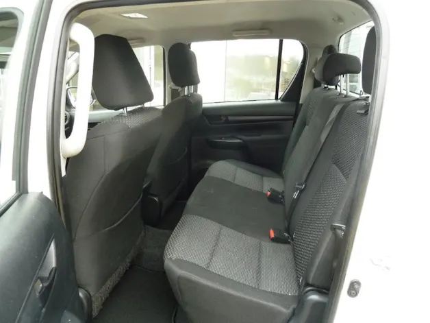 Toyota Hilux Double Cab.-Pick-up 2.4 D-4D 150 Luna