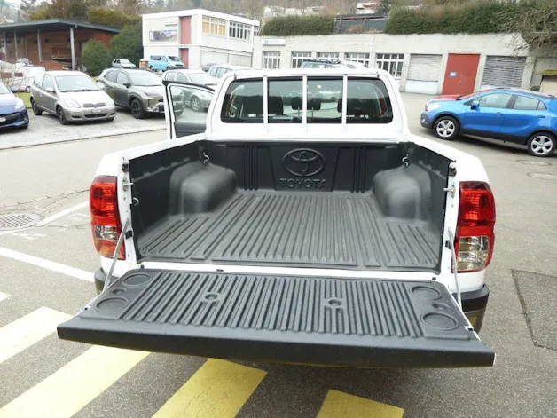 Toyota Hilux Double Cab.-Pick-up 2.4 D-4D 150 Luna