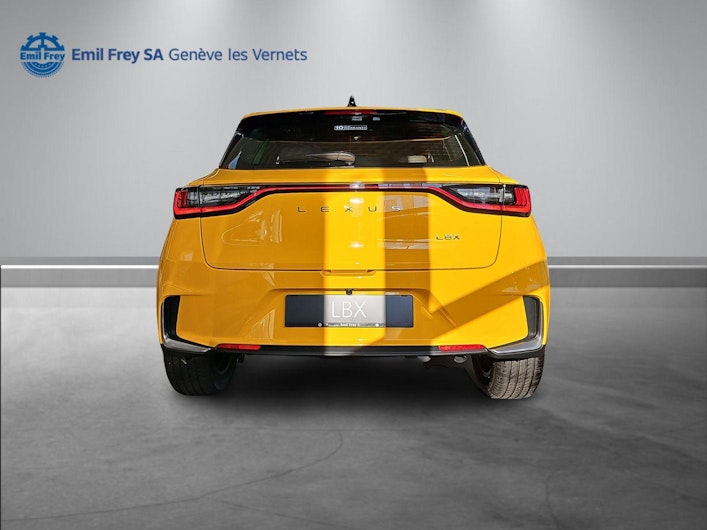 Vehicle image LEXUS LBX