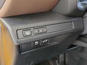 Vehicle image LEXUS LBX 1.5 Hybrid Elegant