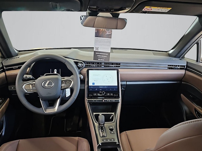 Vehicle image LEXUS LBX