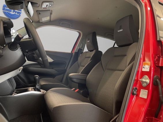 Vehicle image 11