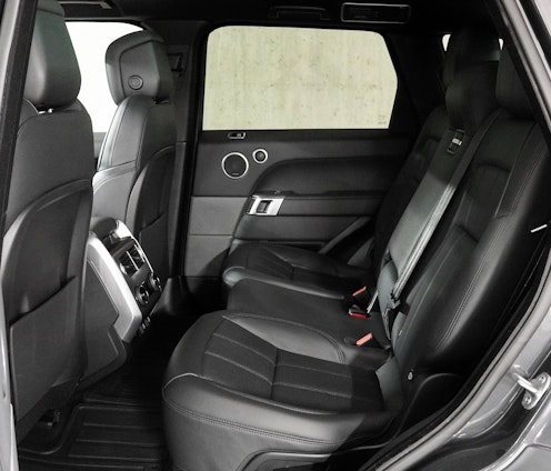 Vehicle image 4 Vehicle image 4