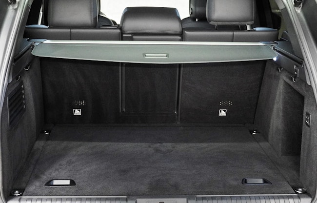 Vehicle image 14 Vehicle image 14