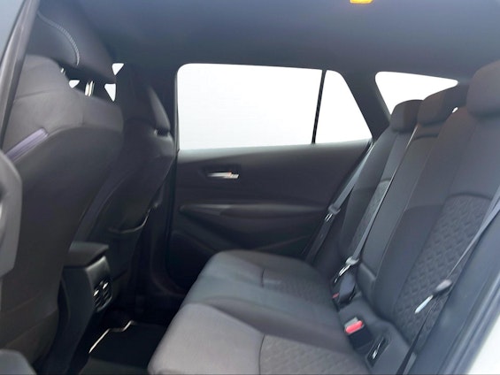 Vehicle image 21