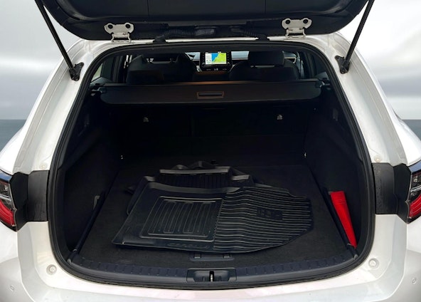 Vehicle image 6 Vehicle image 6