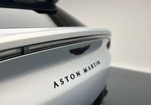 Aston Martin DBX 707 4.0 V8 Bi-Turbo