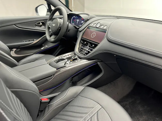 Aston Martin DBX 707 4.0 V8 Bi-Turbo