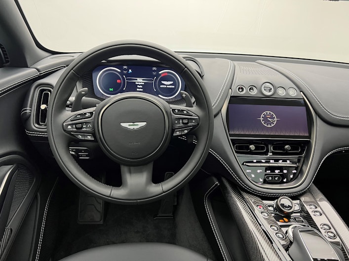 Vehicle image ASTON MARTIN DBX