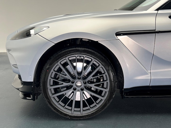 Vehicle image ASTON MARTIN DBX