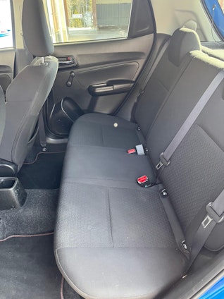 Vehicle image 31 Vehicle image 31