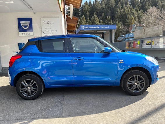 Vehicle image 25 Vehicle image 25