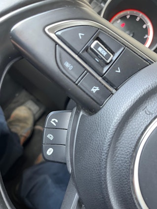 Vehicle image 29 Vehicle image 29