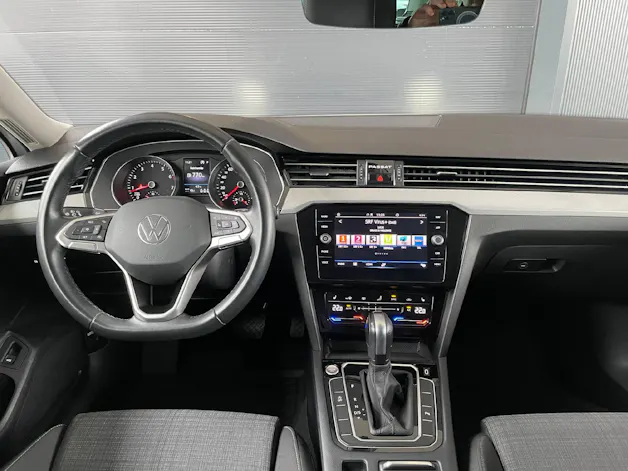 VW Passat Variant 1.5 TSI Business DSG